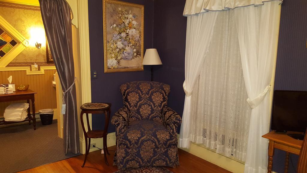 Holidae House Bed & Breakfast ベセル エクステリア 写真