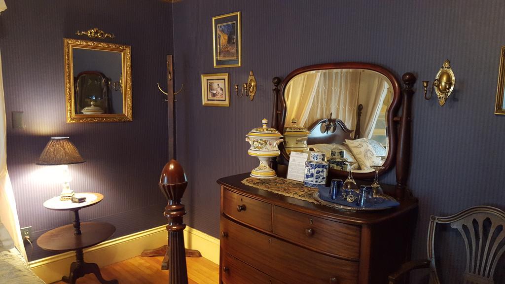 Holidae House Bed & Breakfast ベセル エクステリア 写真