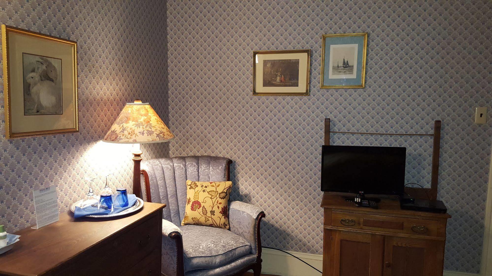 Holidae House Bed & Breakfast ベセル エクステリア 写真